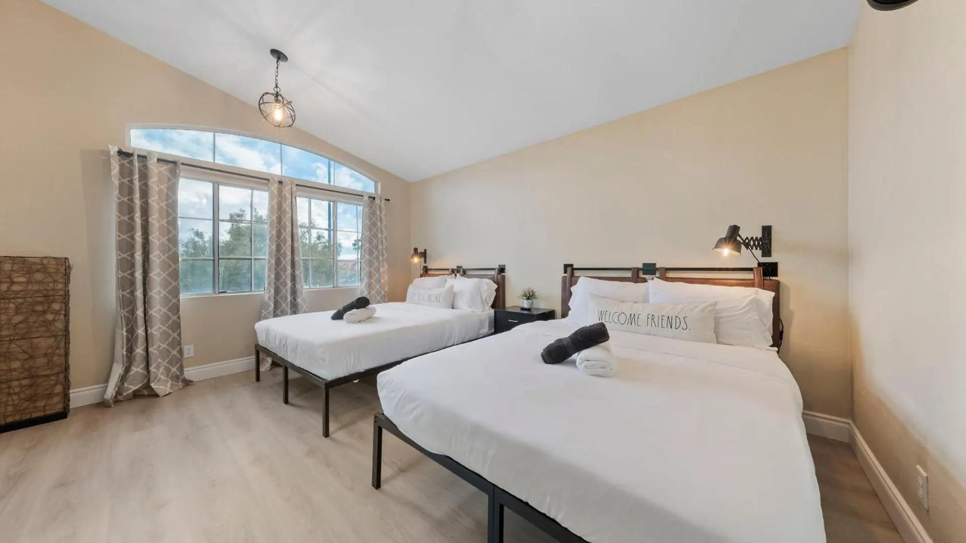Zen - A Home Away From Home And In Heart Of לאס וגאס בית נופש