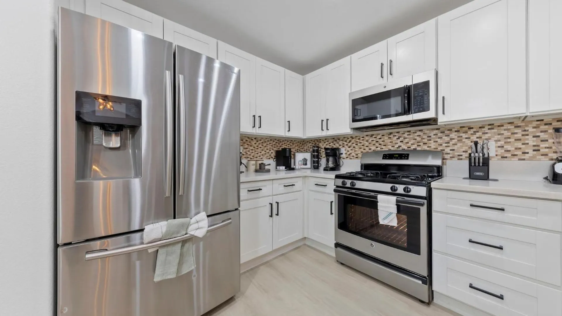 Zen - A Home Away From Home And In Heart Of لاس فيغاس